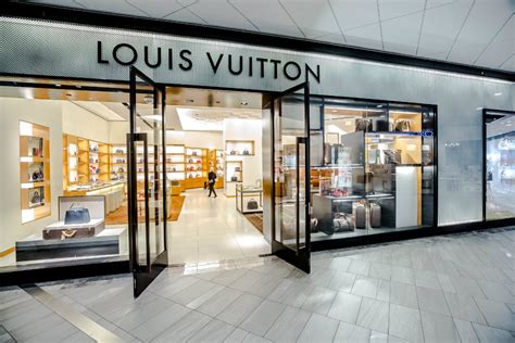 boston louis vuitton store|louis vuitton massachusetts.